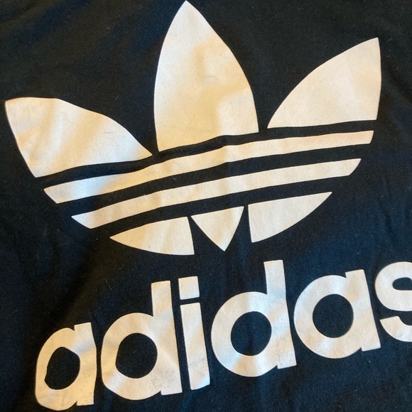 Adidas Originals T-shirt 🌟 - Picture 3 of 3